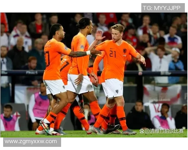 莱万领衔球队新征程展现足球魅力与激情的完美结合